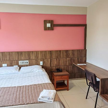 Piloes Palace Hotel Mineiros Zewnętrze zdjęcie