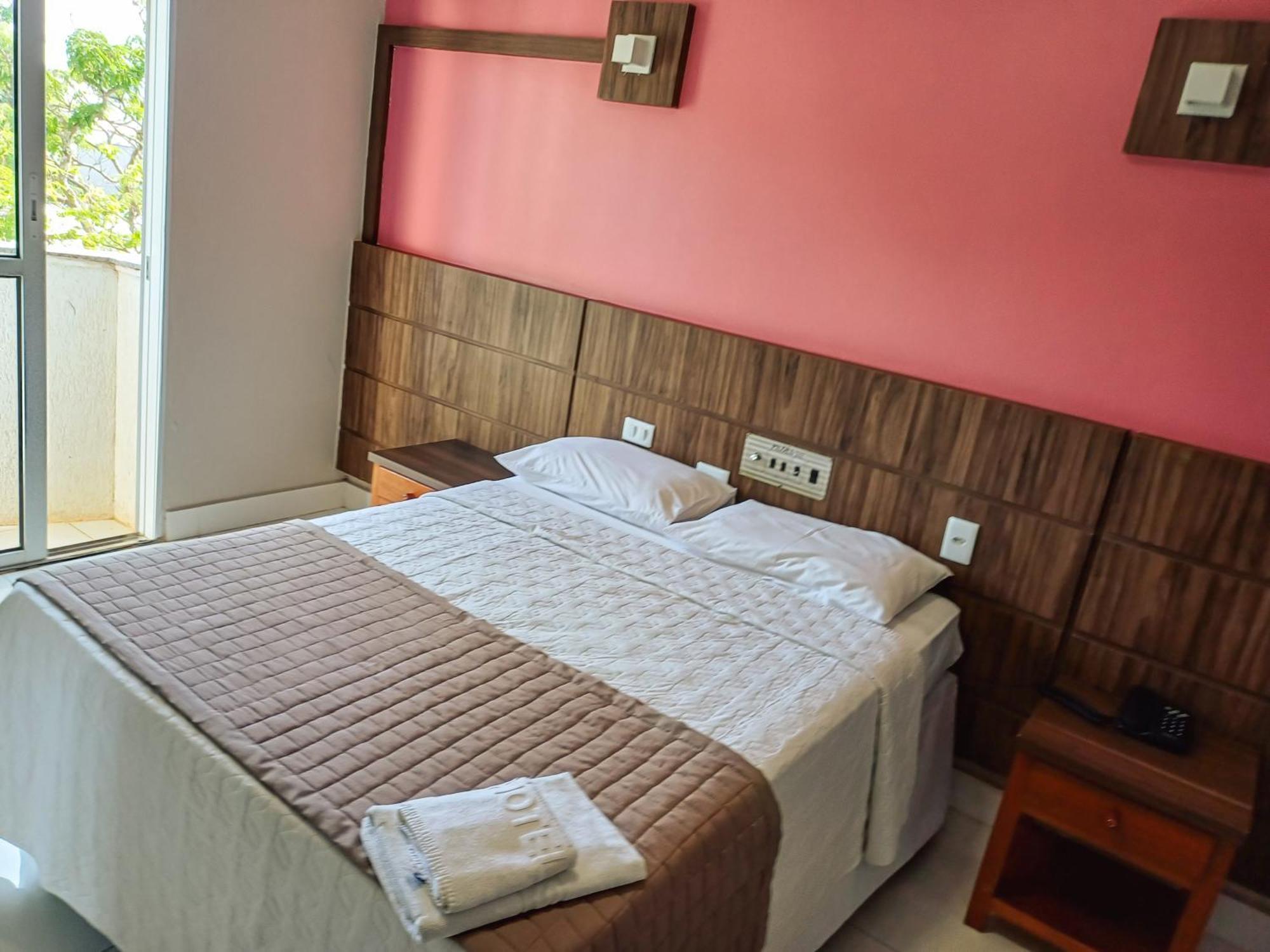 Piloes Palace Hotel Mineiros Zewnętrze zdjęcie